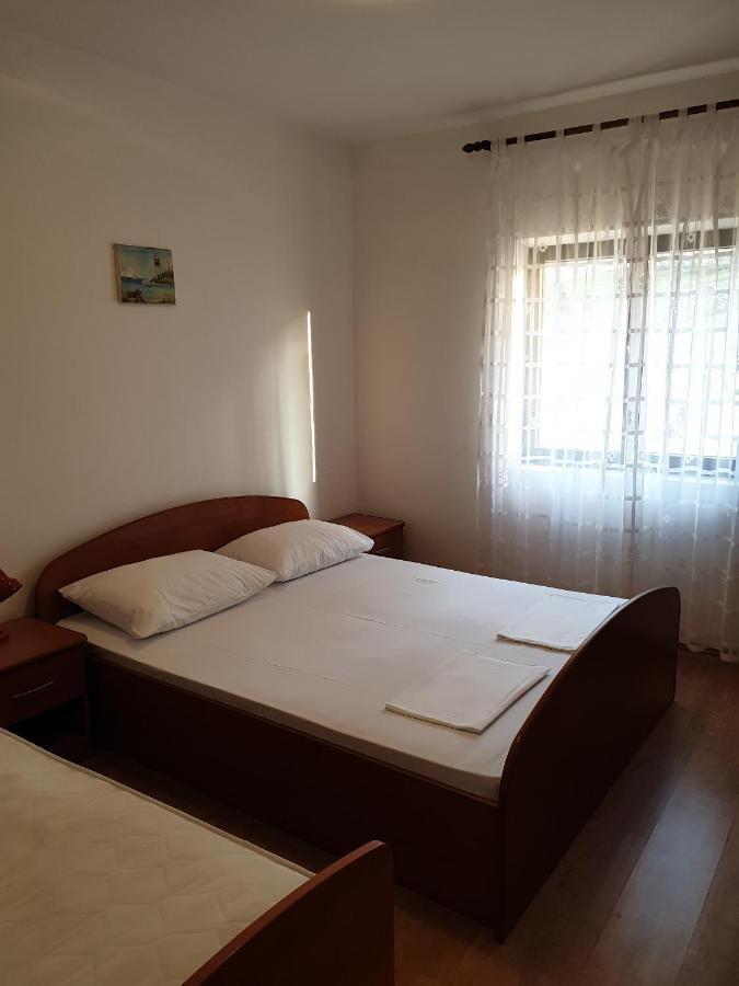 Apartments And Rooms With Parking Space Metajna, Pag - 4120 Экстерьер фото