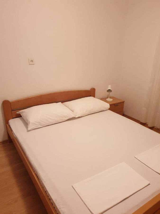 Apartments And Rooms With Parking Space Metajna, Pag - 4120 Экстерьер фото