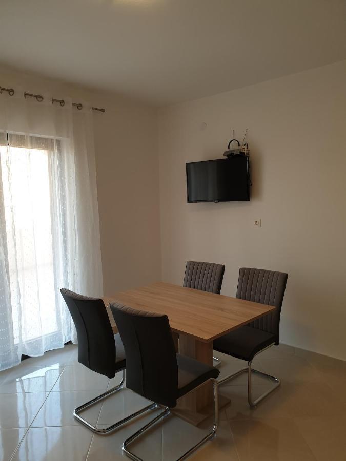 Apartments And Rooms With Parking Space Metajna, Pag - 4120 Экстерьер фото
