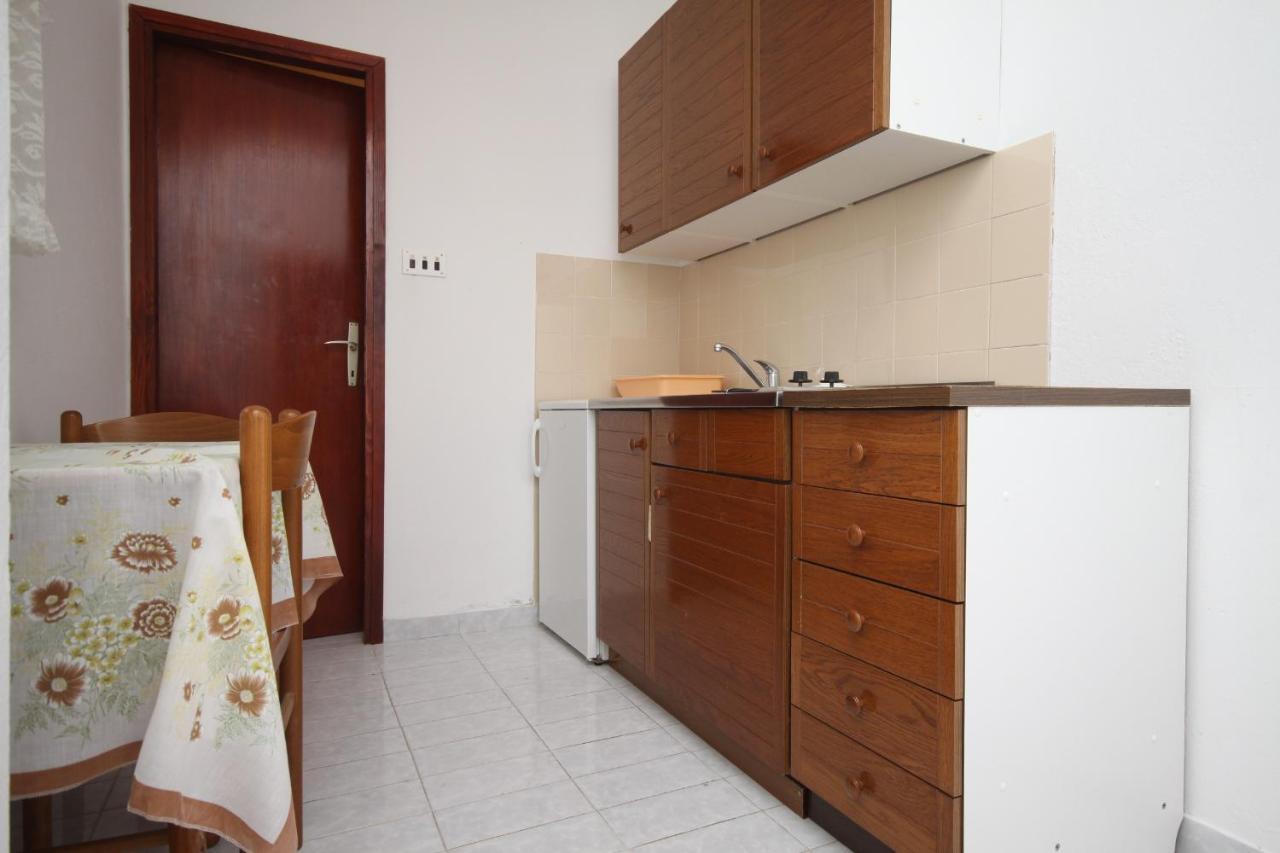 Apartments And Rooms With Parking Space Metajna, Pag - 4120 Экстерьер фото